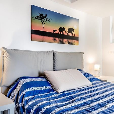 Apartmán Attico Trilocale In Zona Farnesina Řím Exteriér fotografie