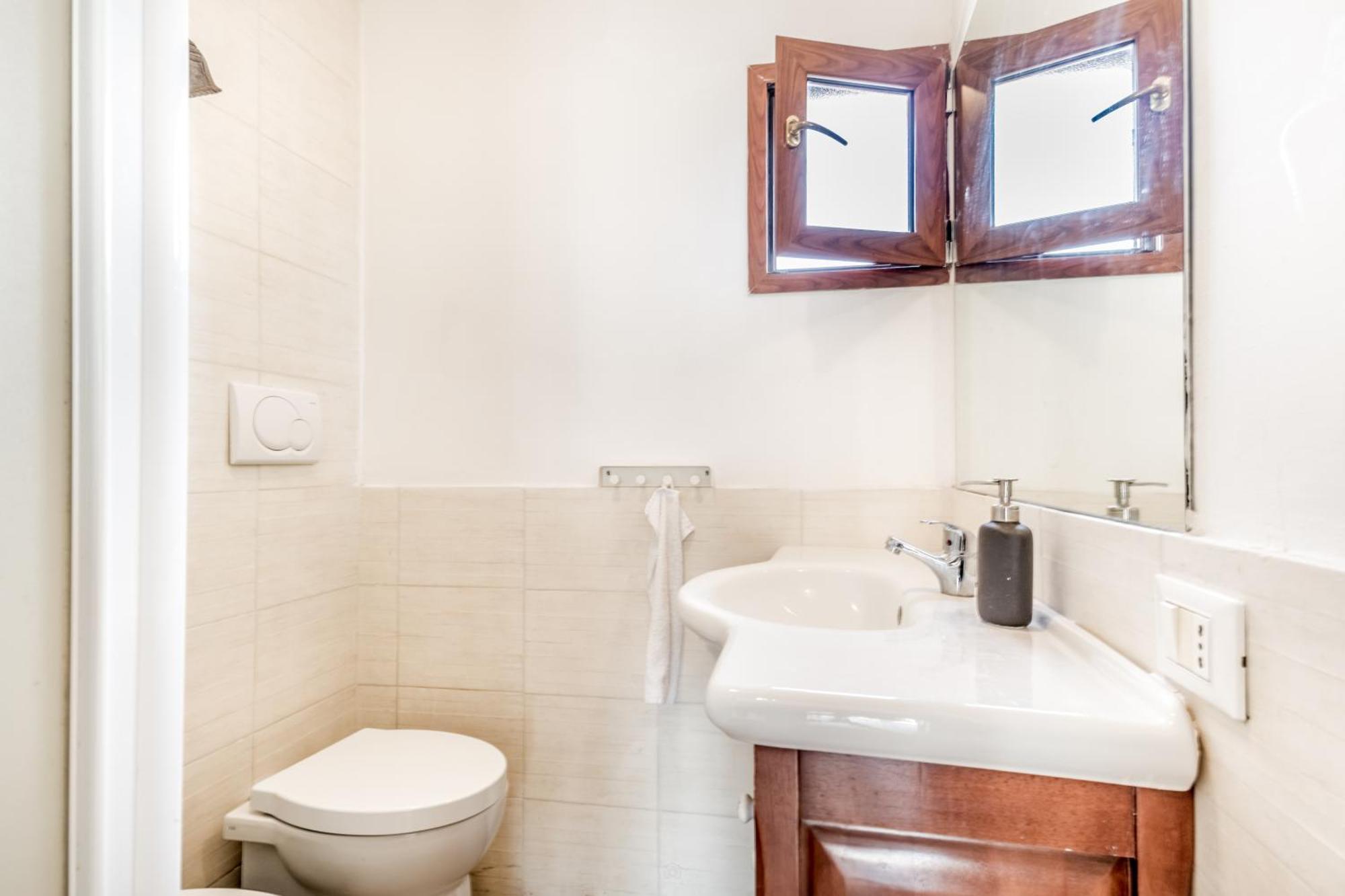 Apartmán Attico Trilocale In Zona Farnesina Řím Exteriér fotografie